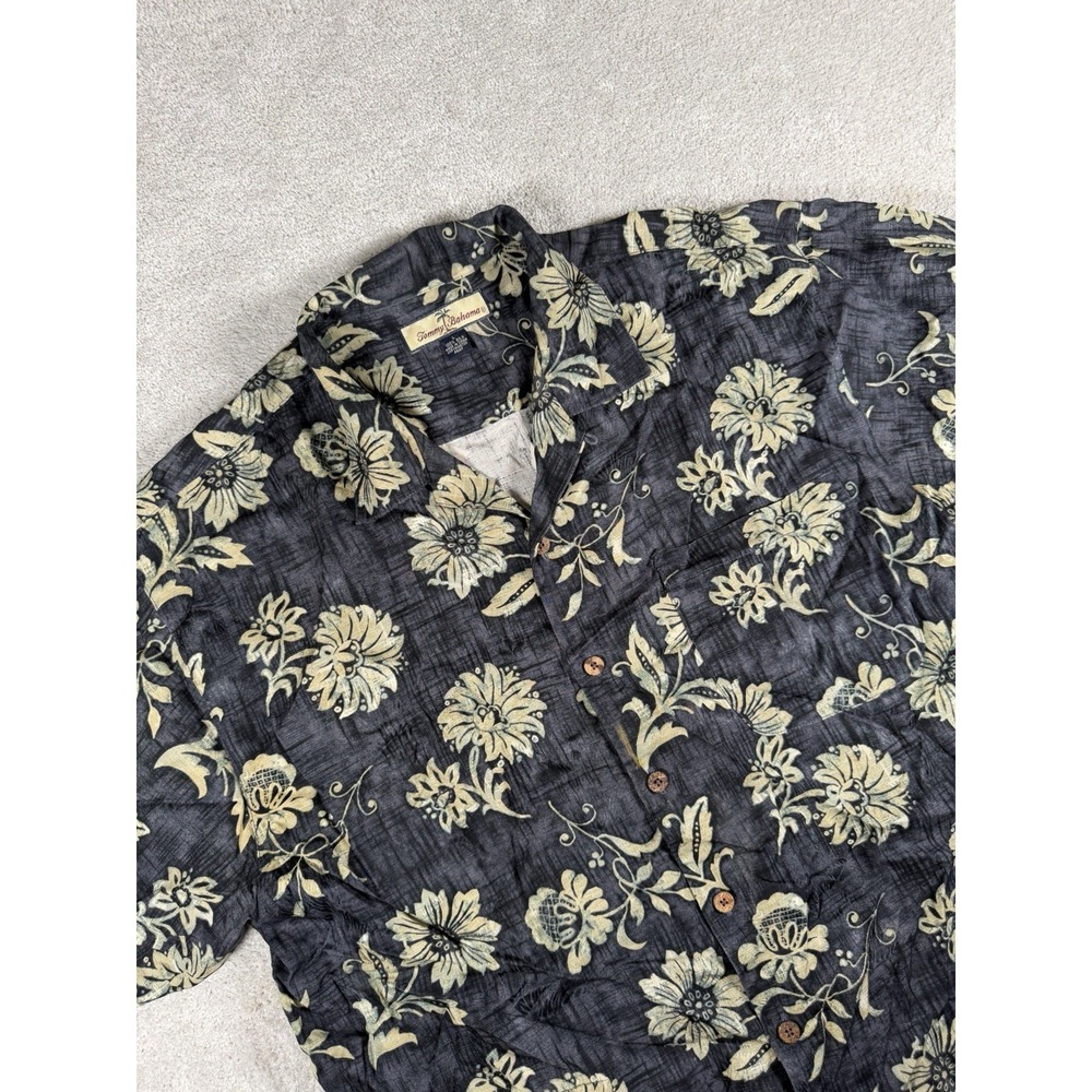 Vintage Tommy Bahama Silk Hawaiian Shirt Men L Black Floral All Over Print Aloha